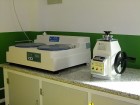 Metallographic grinding and polishing machine